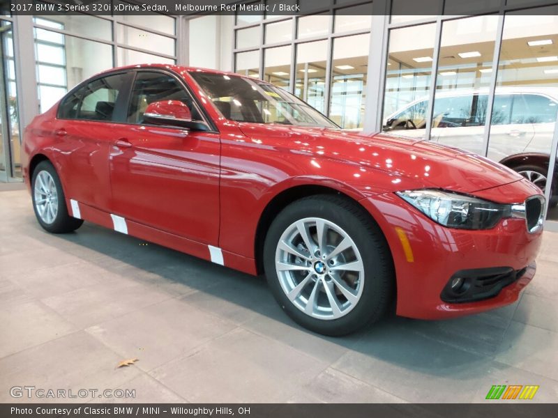 Front 3/4 View of 2017 3 Series 320i xDrive Sedan