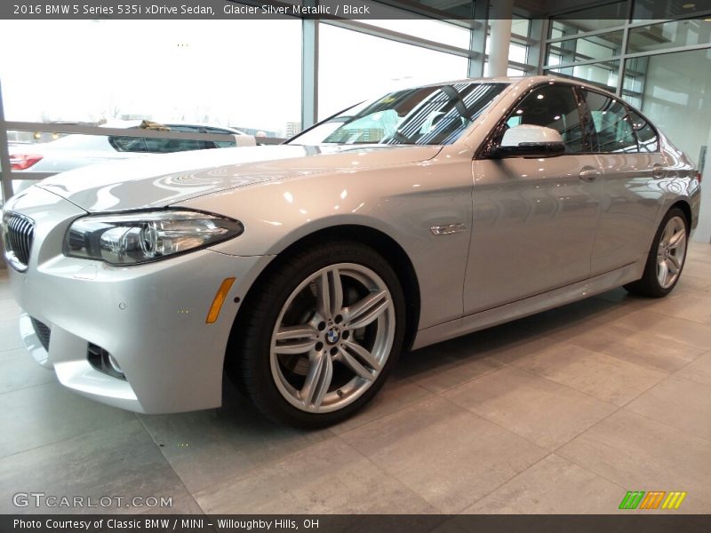 Glacier Silver Metallic / Black 2016 BMW 5 Series 535i xDrive Sedan