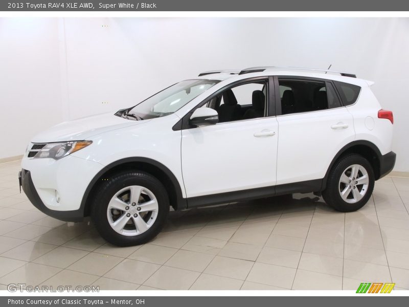 Super White / Black 2013 Toyota RAV4 XLE AWD
