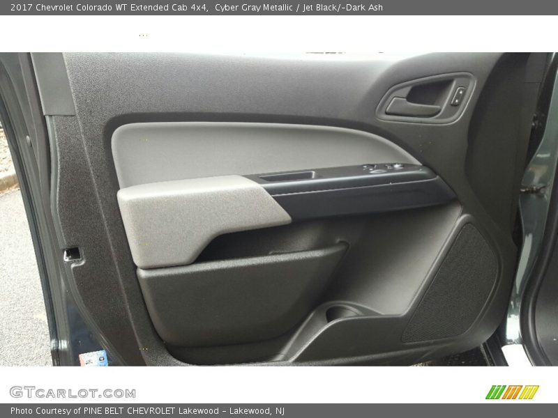 Cyber Gray Metallic / Jet Black/­Dark Ash 2017 Chevrolet Colorado WT Extended Cab 4x4