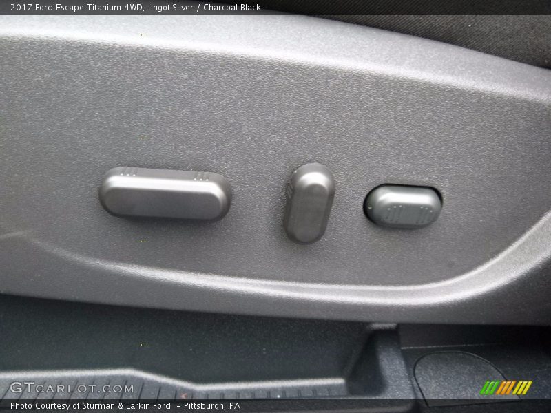 Ingot Silver / Charcoal Black 2017 Ford Escape Titanium 4WD