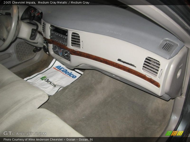 Medium Gray Metallic / Medium Gray 2005 Chevrolet Impala