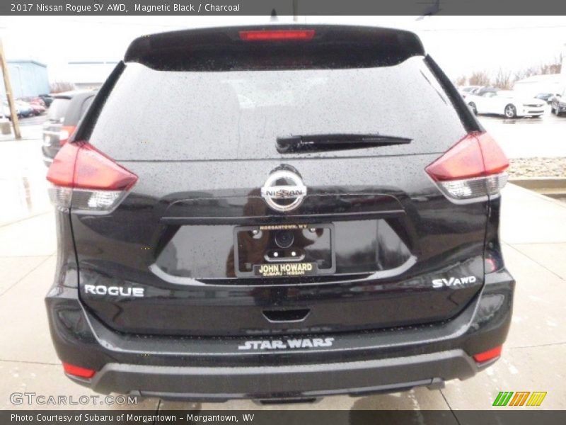 Magnetic Black / Charcoal 2017 Nissan Rogue SV AWD