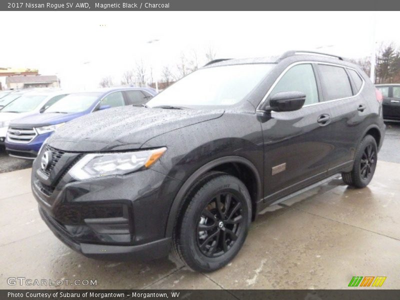 Magnetic Black / Charcoal 2017 Nissan Rogue SV AWD