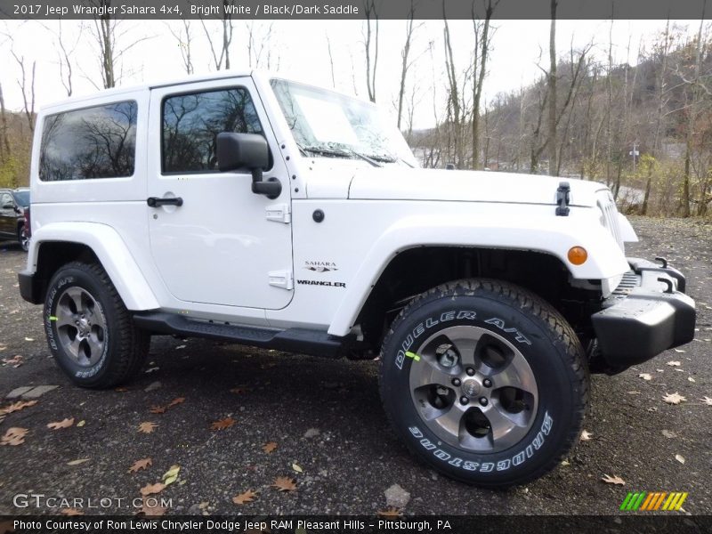 Bright White / Black/Dark Saddle 2017 Jeep Wrangler Sahara 4x4