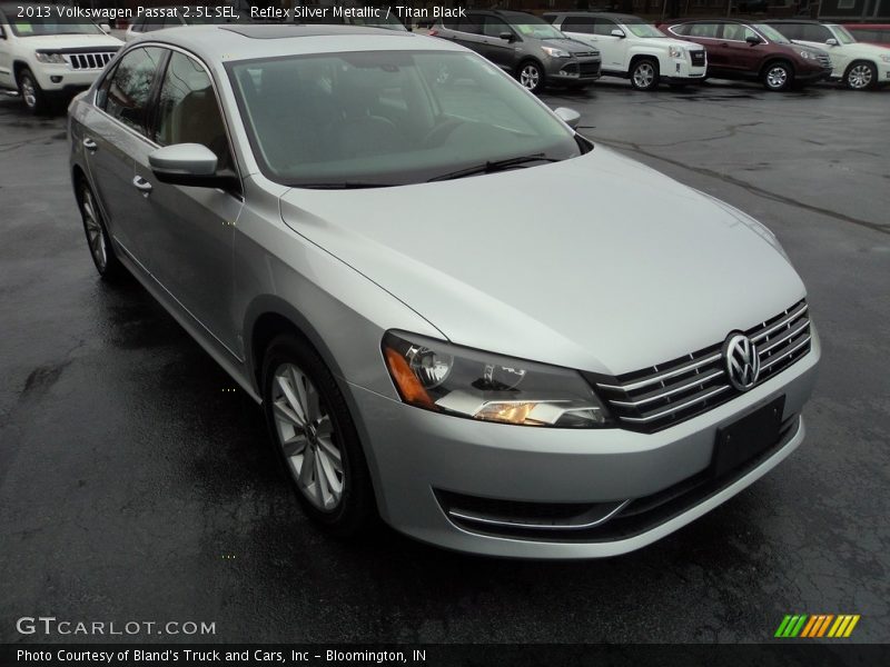 Reflex Silver Metallic / Titan Black 2013 Volkswagen Passat 2.5L SEL