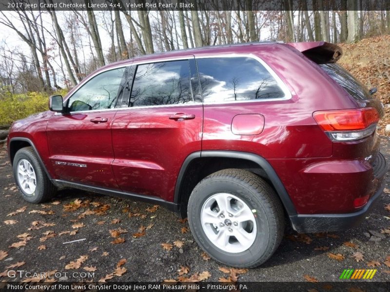 Velvet Red Pearl / Black 2017 Jeep Grand Cherokee Laredo 4x4