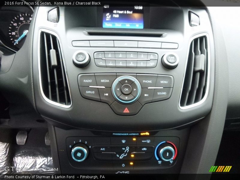 Kona Blue / Charcoal Black 2016 Ford Focus SE Sedan