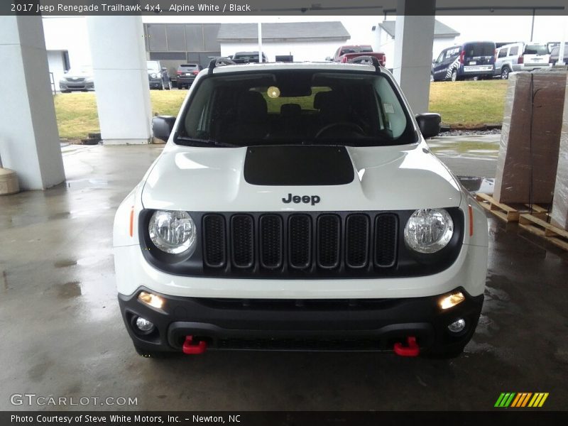 Alpine White / Black 2017 Jeep Renegade Trailhawk 4x4