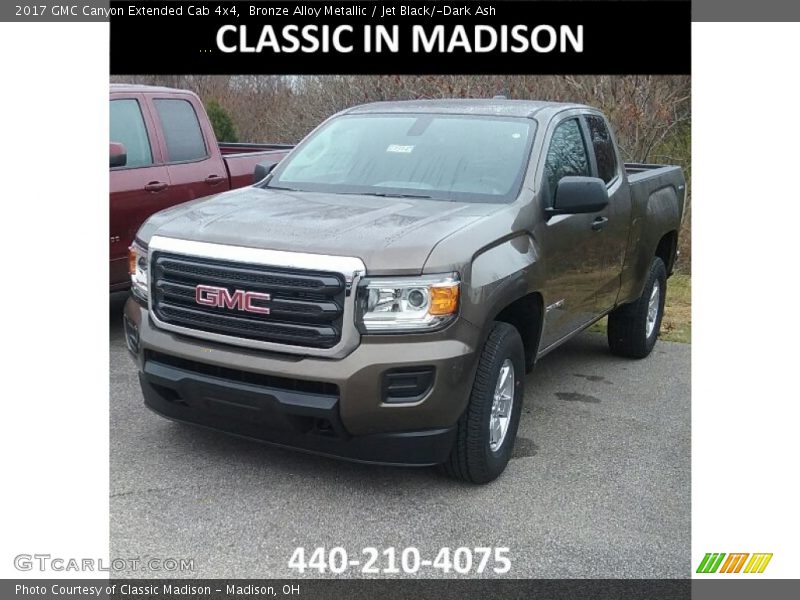 Bronze Alloy Metallic / Jet Black/­Dark Ash 2017 GMC Canyon Extended Cab 4x4