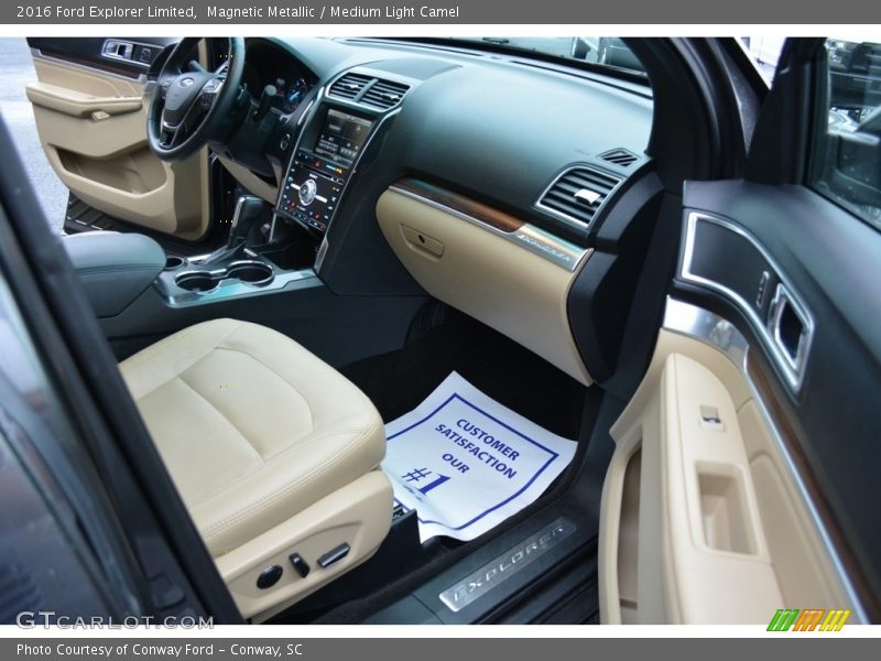 Magnetic Metallic / Medium Light Camel 2016 Ford Explorer Limited