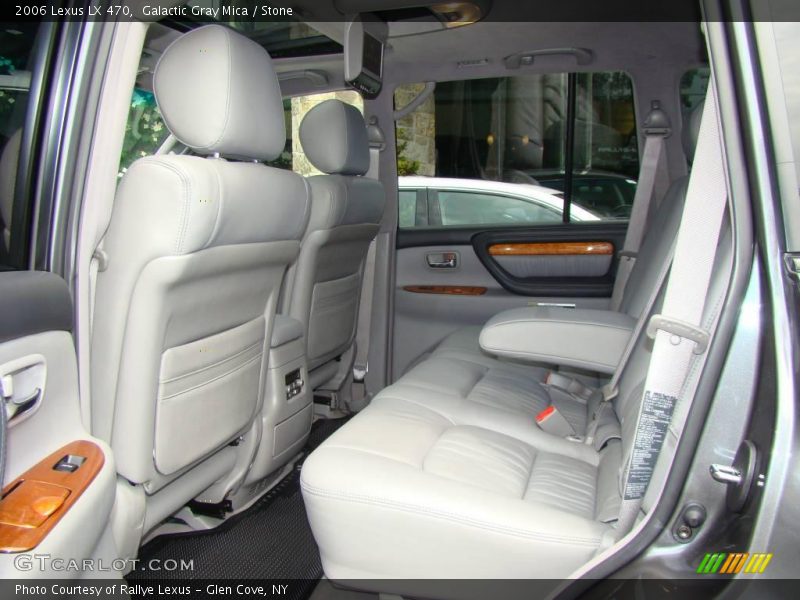 Galactic Gray Mica / Stone 2006 Lexus LX 470
