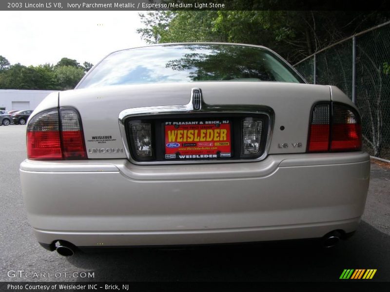 Ivory Parchment Metallic / Espresso/Medium Light Stone 2003 Lincoln LS V8