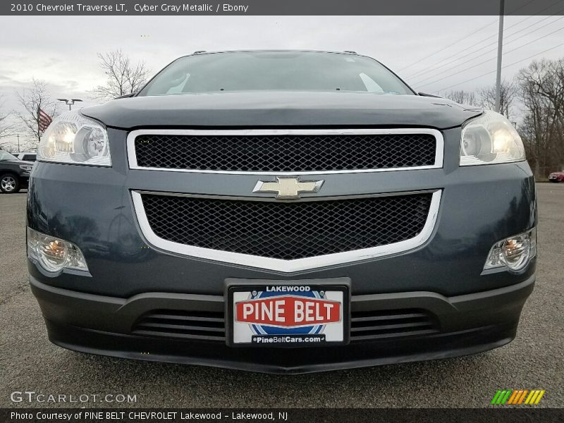 Cyber Gray Metallic / Ebony 2010 Chevrolet Traverse LT