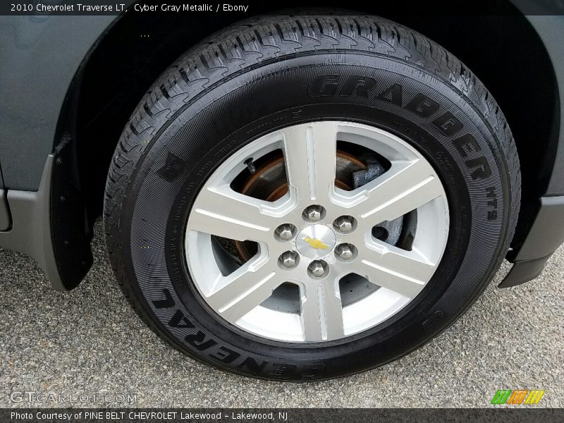 Cyber Gray Metallic / Ebony 2010 Chevrolet Traverse LT