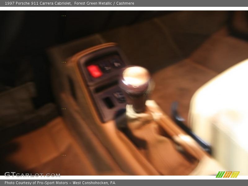 Forest Green Metallic / Cashmere 1997 Porsche 911 Carrera Cabriolet