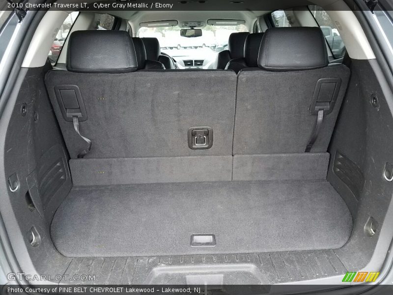Cyber Gray Metallic / Ebony 2010 Chevrolet Traverse LT
