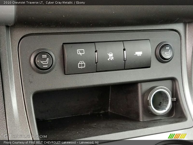 Cyber Gray Metallic / Ebony 2010 Chevrolet Traverse LT