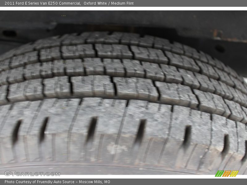 Oxford White / Medium Flint 2011 Ford E Series Van E250 Commercial