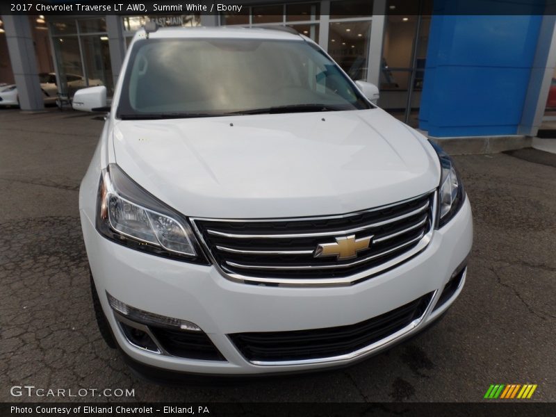 Summit White / Ebony 2017 Chevrolet Traverse LT AWD