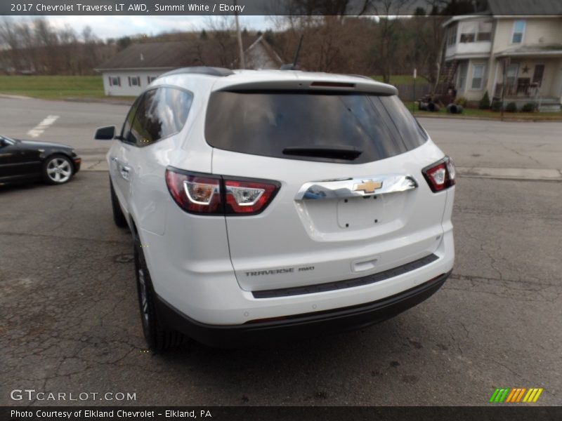 Summit White / Ebony 2017 Chevrolet Traverse LT AWD