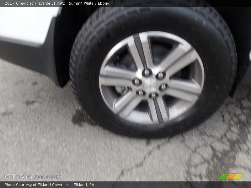Summit White / Ebony 2017 Chevrolet Traverse LT AWD