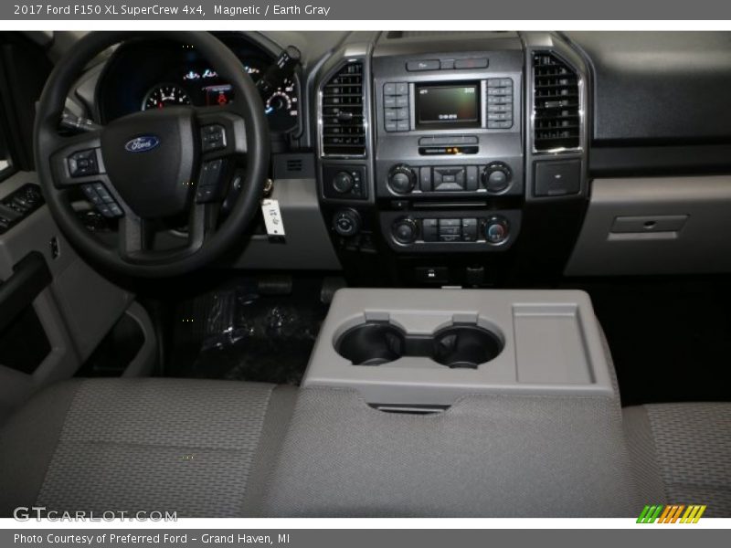 Magnetic / Earth Gray 2017 Ford F150 XL SuperCrew 4x4