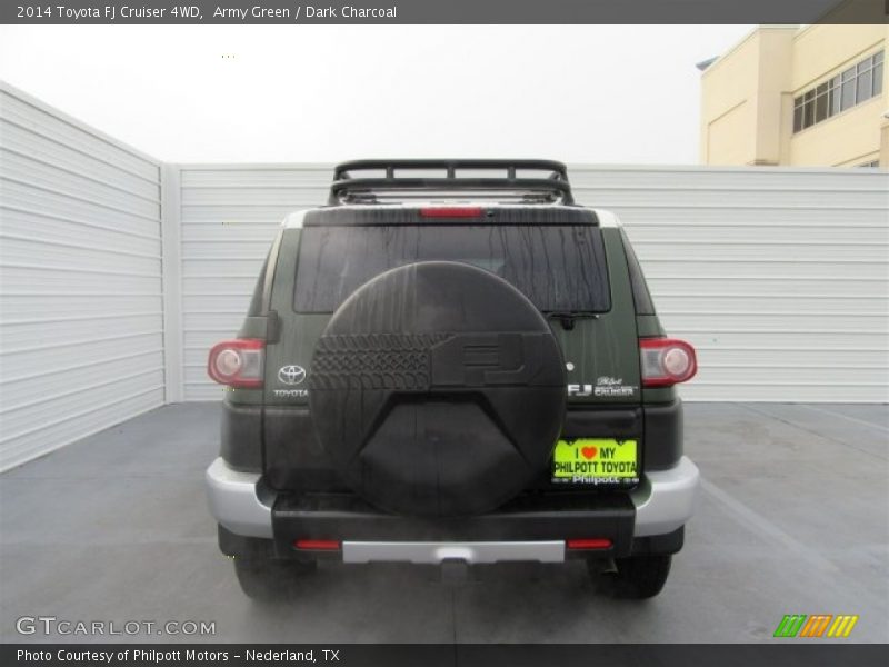 Army Green / Dark Charcoal 2014 Toyota FJ Cruiser 4WD