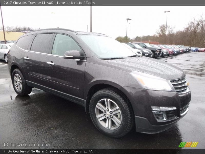 Tungsten Metallic / Ebony 2017 Chevrolet Traverse LT AWD