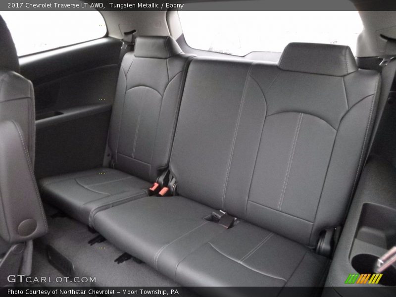 Tungsten Metallic / Ebony 2017 Chevrolet Traverse LT AWD