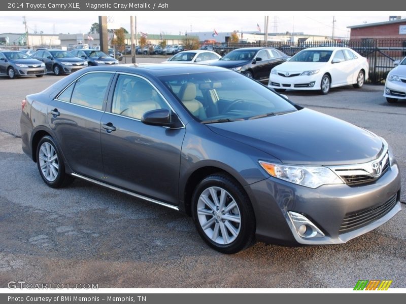 Magnetic Gray Metallic / Ash 2014 Toyota Camry XLE