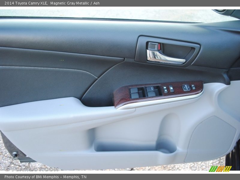 Magnetic Gray Metallic / Ash 2014 Toyota Camry XLE