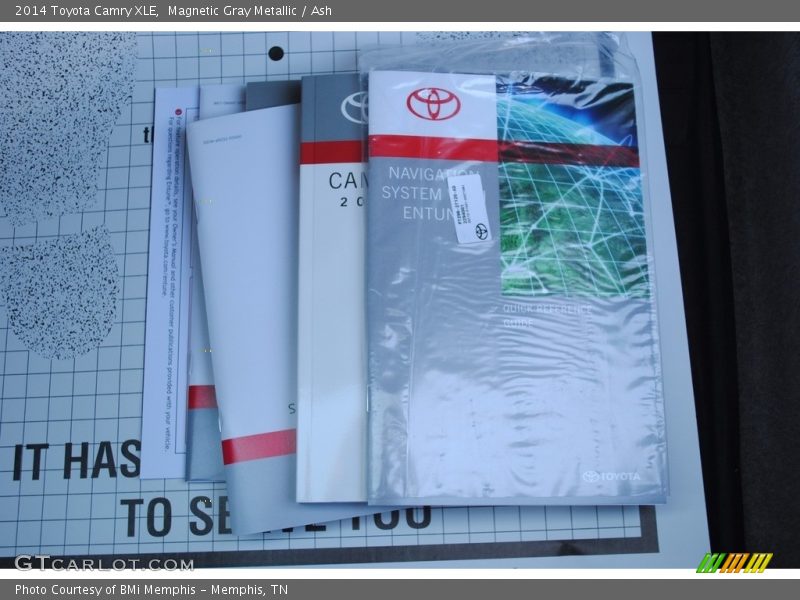 Magnetic Gray Metallic / Ash 2014 Toyota Camry XLE