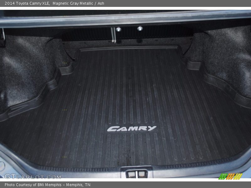 Magnetic Gray Metallic / Ash 2014 Toyota Camry XLE