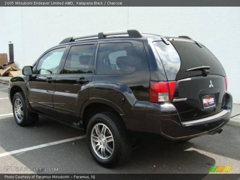 Kalapana Black / Charcoal 2005 Mitsubishi Endeavor Limited AWD