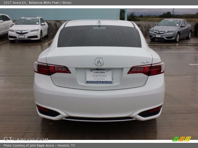 Bellanova White Pearl / Ebony 2017 Acura ILX