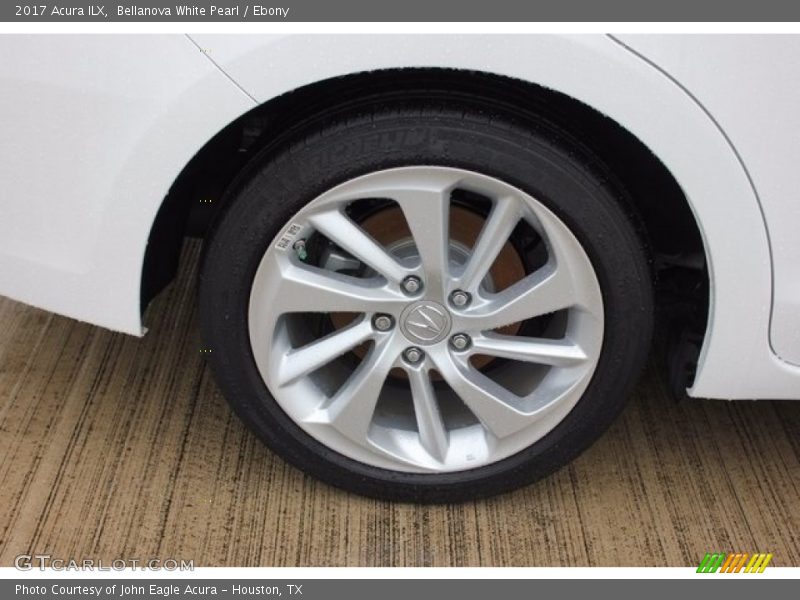 Bellanova White Pearl / Ebony 2017 Acura ILX