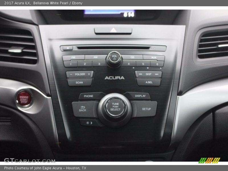 Bellanova White Pearl / Ebony 2017 Acura ILX