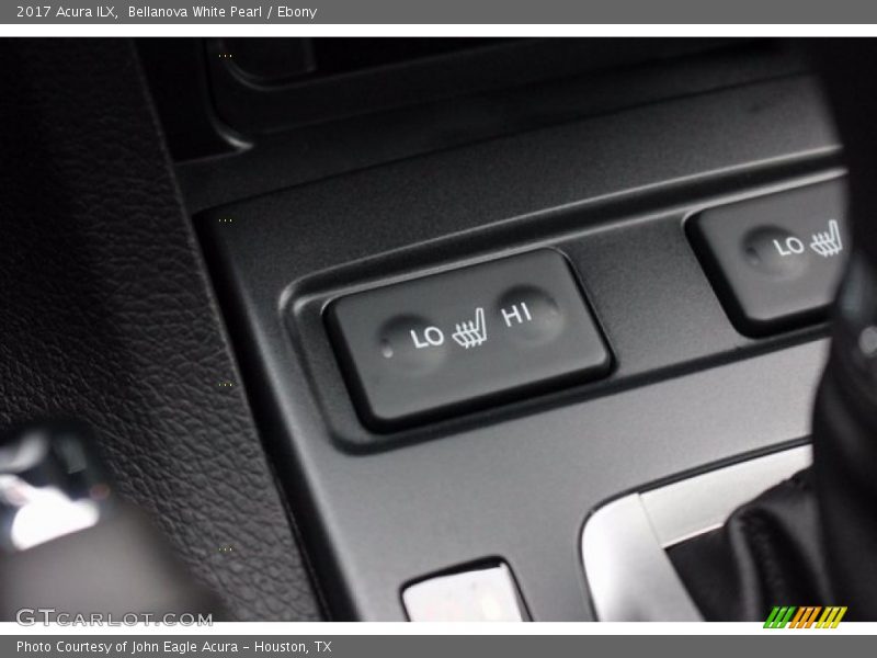 Bellanova White Pearl / Ebony 2017 Acura ILX