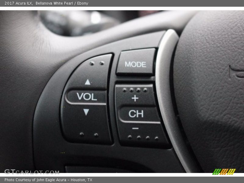 Bellanova White Pearl / Ebony 2017 Acura ILX