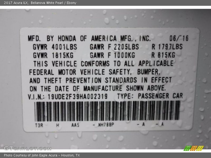 Bellanova White Pearl / Ebony 2017 Acura ILX