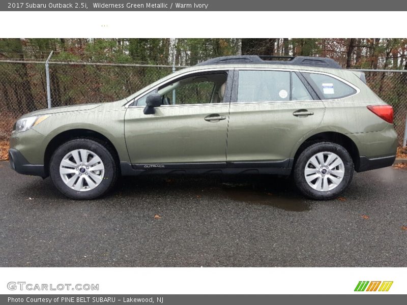 Wilderness Green Metallic / Warm Ivory 2017 Subaru Outback 2.5i