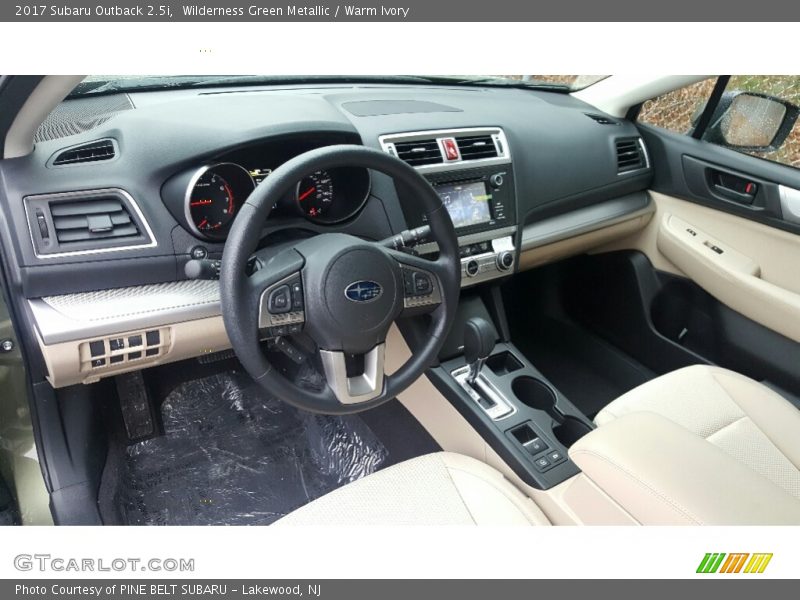 Wilderness Green Metallic / Warm Ivory 2017 Subaru Outback 2.5i