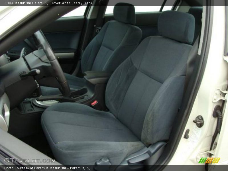 Dover White Pearl / Black 2004 Mitsubishi Galant ES