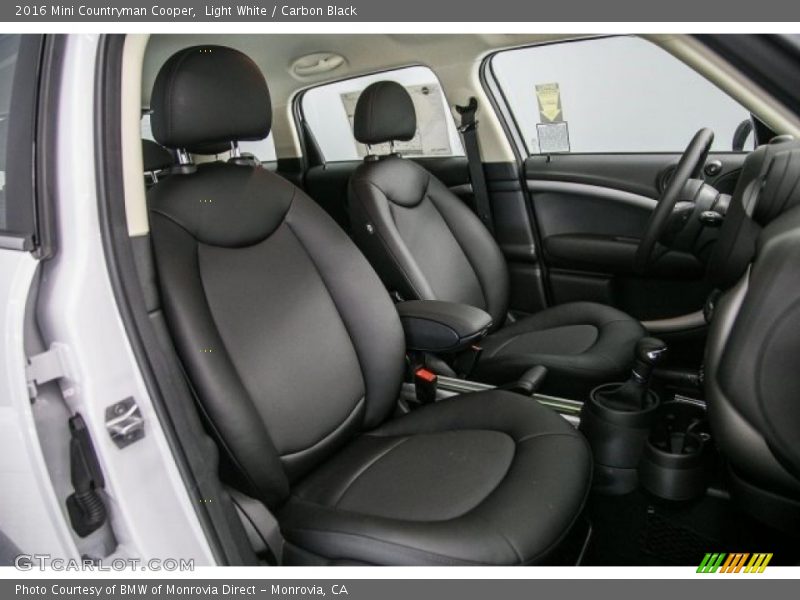 Light White / Carbon Black 2016 Mini Countryman Cooper