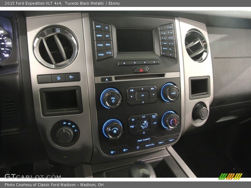 Tuxedo Black Metallic / Ebony 2015 Ford Expedition XLT 4x4