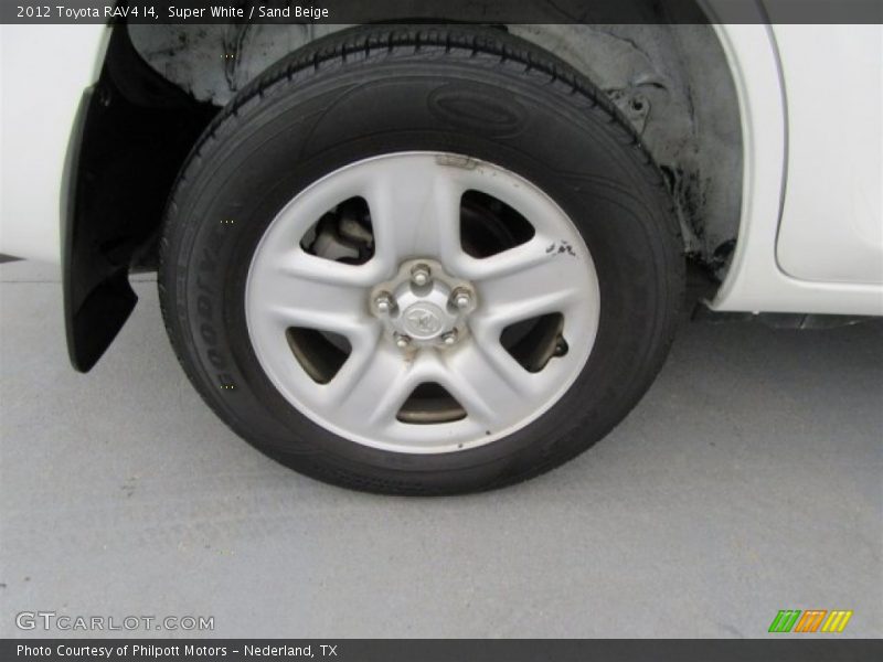 Super White / Sand Beige 2012 Toyota RAV4 I4