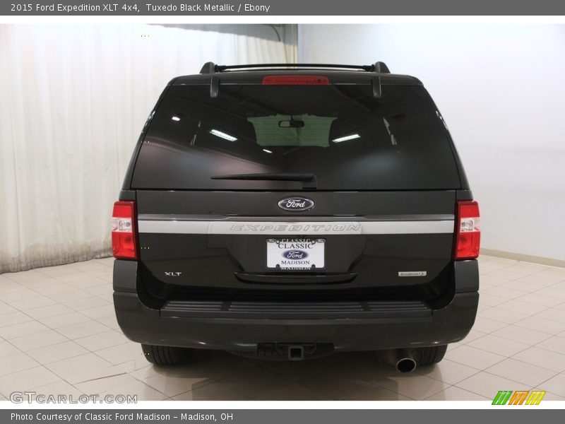 Tuxedo Black Metallic / Ebony 2015 Ford Expedition XLT 4x4