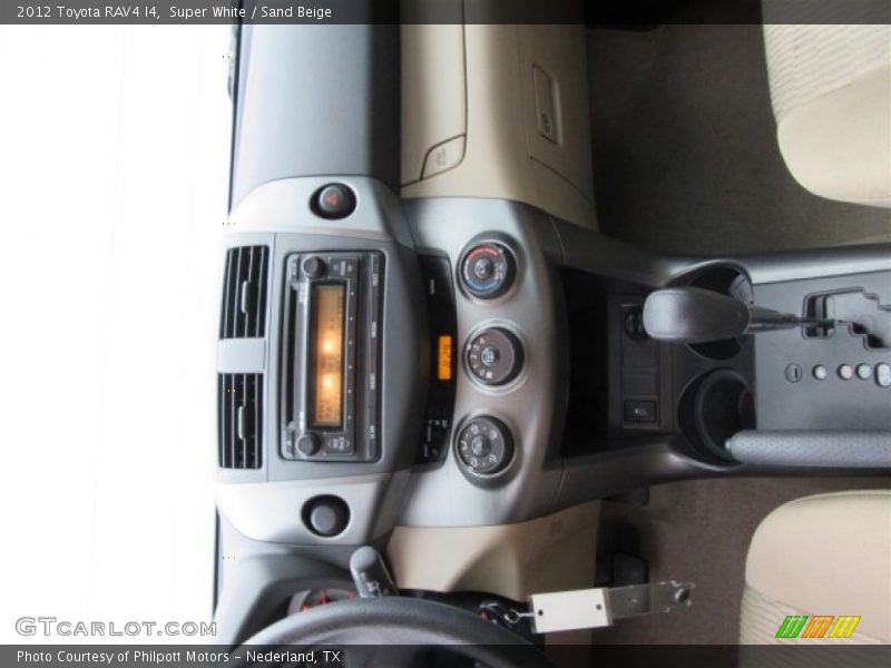 Super White / Sand Beige 2012 Toyota RAV4 I4