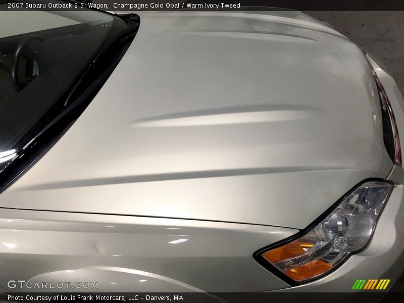 Champagne Gold Opal / Warm Ivory Tweed 2007 Subaru Outback 2.5i Wagon
